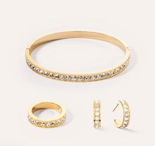 Load image into Gallery viewer, Bangle stainless steel & crystals gold crystal 17cm