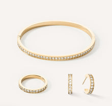 Load image into Gallery viewer, Bangle stainless steel & crystals slim gold crystal 17cm