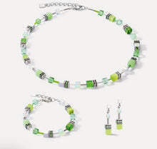 Load image into Gallery viewer, GeoCUBE® Iconic Joyful Colours necklace green