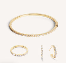 Load image into Gallery viewer, Eternal Love bangle gold-crystal
