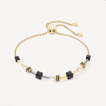 Load image into Gallery viewer, Mysterious Cubes &amp; Pearls gold-black bracelet
