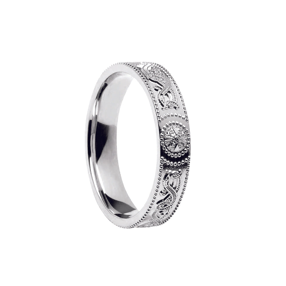 Court Shaped CW Shield Wedding Ring – Narrow